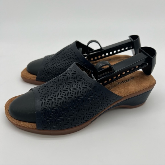 Walking Cradles Shoes - Walking Cradles Navy Leather Wedge Mule Slides Size 7.5